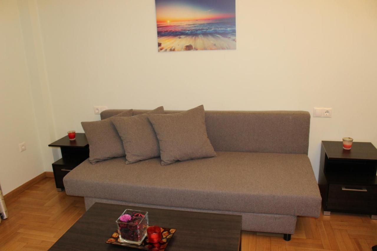 Comfortable Apartment In The Center Of Aten Exteriör bild