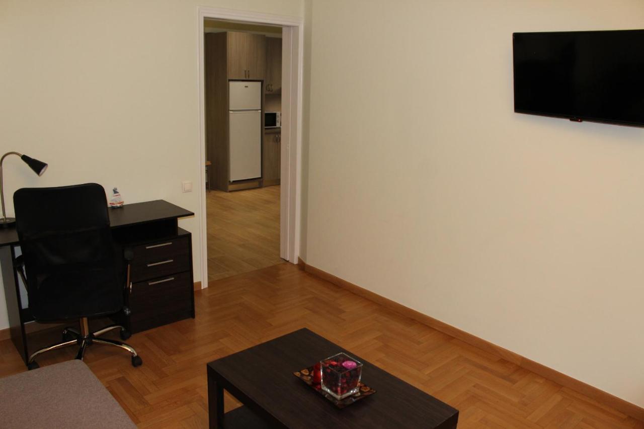 Comfortable Apartment In The Center Of Aten Exteriör bild