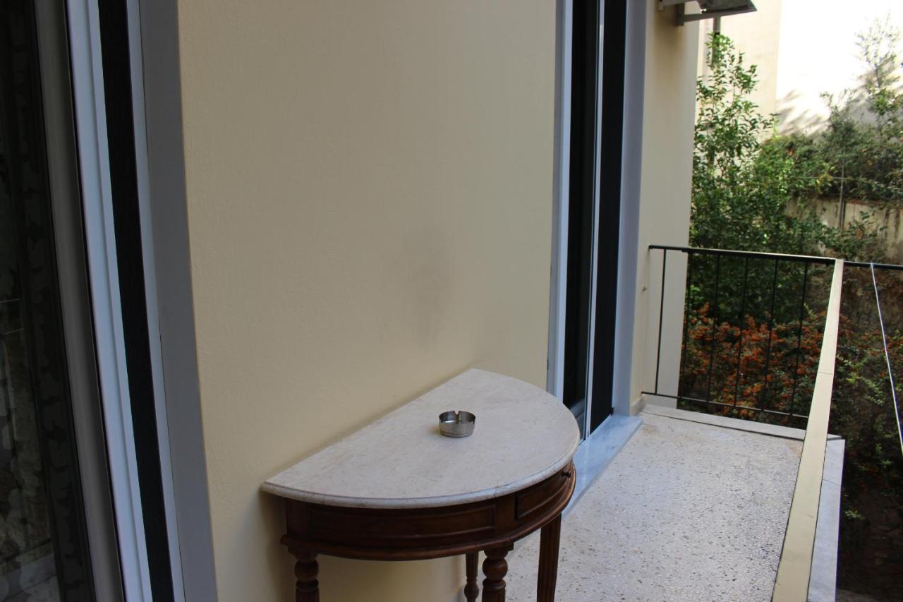 Comfortable Apartment In The Center Of Aten Exteriör bild