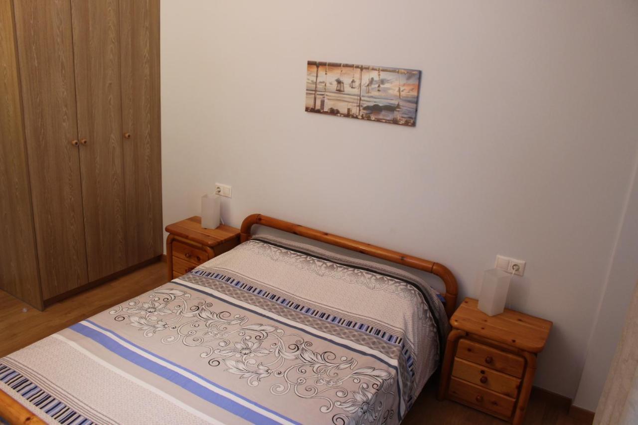 Comfortable Apartment In The Center Of Aten Exteriör bild